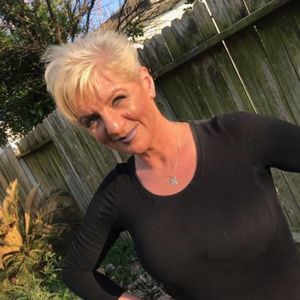 Meet your Posher, Ivana